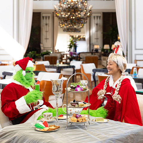 tea with grinch